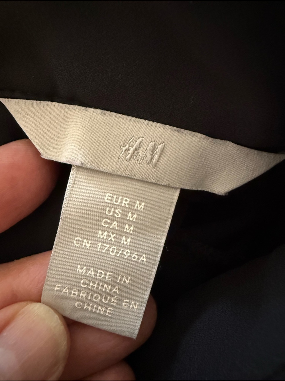 H&M Black Pleated Long-Sleeve A-Line Dress - Picture 4 of 4